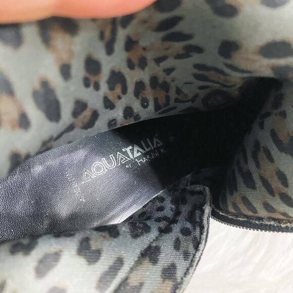 Aquatalia Black Suede Pointy Toe High Heel Boots Side Zip Made in Italy Size 9.5 - Picture 9 of 10